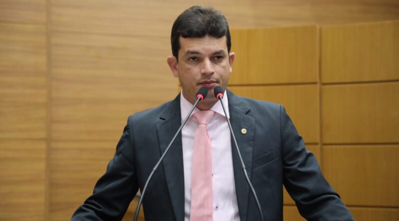 Paulo Júnior quer debater transporte público da Grande Aracaju